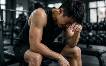 Tập gym mỗi ngày: Bác sĩ cảnh báo nguy cơ biến chứng tiêu cơ vân nguy hiểm