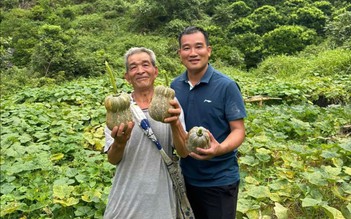 Bí thư xã ‘sở hữu’ nhiều clip triệu view