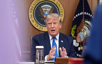 Ông Trump nói Mỹ sẽ sớm 'tung đòn rất mạnh' nhằm vào Iran