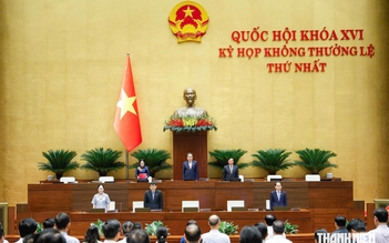 Quốc hội mặc niệm tưởng nhớ Chủ tịch Quốc hội Lào