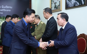 Lãnh đạo T.Ư Đoàn viếng Chủ tịch Quốc hội Lào