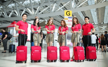 Sắc đỏ Vietjet được bình chọn ‘Đồng phục tiếp viên hàng không đẹp nhất thế giới’