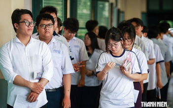 Trường đại học nào còn xét tuyển bổ sung, điểm nhận hồ sơ bao nhiêu?