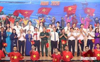 Hơn 55 tỉ đồng tiếp sức quân dân ở biên giới, biển đảo tuyến đầu Tổ quốc