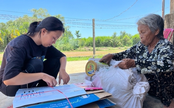 Cô nữ sinh nghèo trước ngưỡng cửa đại học