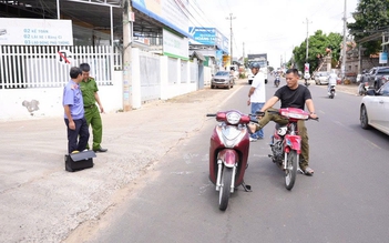 Khởi tố bị can đạp người đi xe máy ngã xuống đường ở Đắk Lắk