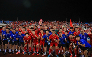 CĐV Việt Nam mua hết vé đội khách trên sân Rajamangala, được bố trí ngồi ở đâu?