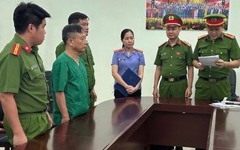 Ninh Bình khởi tố một giám đốc bệnh viện