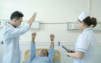 Người đàn ông 69 tuổi ngã quỵ giữa đồng, vài phút sau điều kỳ diệu xảy ra