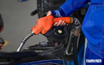 Giá xăng dầu hôm nay 5.8.2026: Giữ đà lao dốc