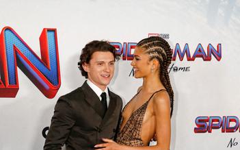 Zendaya và Tom Holland bí mật tổ chức lễ cưới tại Anh