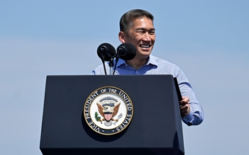 Tổng thống Trump định đề cử ông Hùng Cao làm Bộ trưởng Hải quân Mỹ