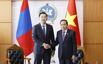 Chủ tịch Quốc hội Trần Thanh Mẫn hội kiến Thủ tướng Mông Cổ