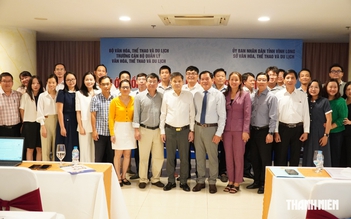Bồi dưỡng ứng dụng công nghệ, chuyển đổi số lĩnh vực văn hóa, thể thao, du lịch