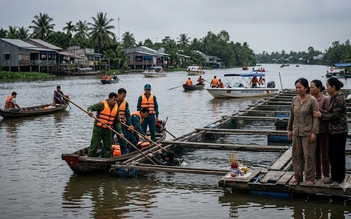 Tìm thấy thi thể bé trai trong vụ cha con bị điện giật rơi xuống sông