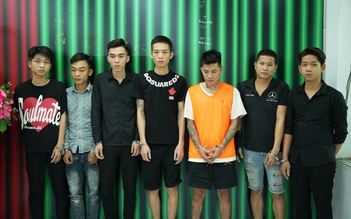 Vụ lái ô tô tông vào đám đông ở TP.HCM: Người dân nói gì?