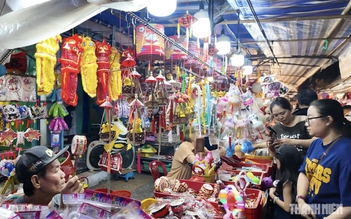 Lồng đèn Trung thu bán online đạt hơn 11 tỉ đồng trong một tháng Lồng đèn Trung thu bán online đạt hơn 11 tỉ đồng trong một tháng