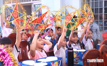 'Lồng đèn thắp sáng ước mơ' lan tỏa khắp vùng biên giới tỉnh Tây Ninh
