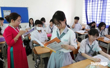 Thiếu giáo viên, trường có được ký thêm hợp đồng lao động?