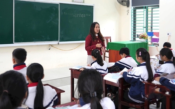Giáo viên hợp đồng 10 - 20 năm ở Nghệ An thấp thỏm vì quy định mới