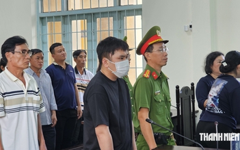 Sáng nay xét xử tài xế xe tải gây tai nạn khiến nữ sinh Vĩnh Long tử vong