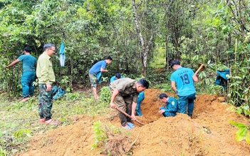 Phát hiện tăng, võng, cúc áo cùng 3 hài cốt liệt sĩ ở Quảng Ngãi