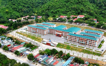 Ngôi trường 245 tỉ mang tên PETROVIETNAM trên biên cương Phong Thổ bước vào năm học mới