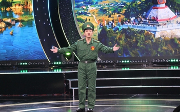 Chàng bác sĩ mê cải lương nói gì khi dừng chân ở ‘Chuông vàng vọng cổ’?