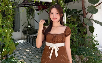 Vừa giấu bắp tay, vừa khoe khéo bờ vai thon với áo cổ vuông