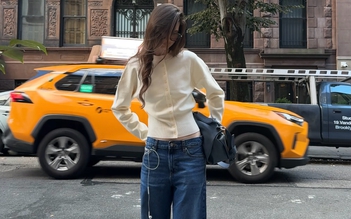 Tự tin xuống phố ngày lạnh cùng bộ đôi áo len cardigan và quần jeans Tự tin xuống phố ngày lạnh cùng bộ đôi áo len cardigan và quần jeans