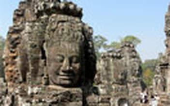 Nụ cười Bayon