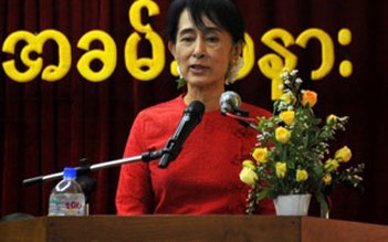 Bà Suu Kyi tuyên bố tranh cử quốc hội