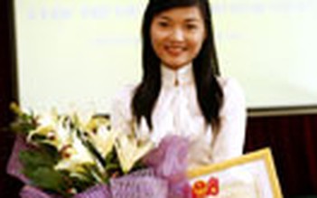 Nữ sinh ngoại giao giành giải Nhất thi viết Ước mơ sinh viên