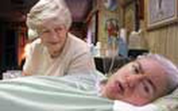 Người hôn mê lâu nhất thế giới qua đời