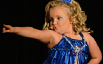 “Hoa hậu” 7 tuổi chinh phục làng giải trí Mỹ