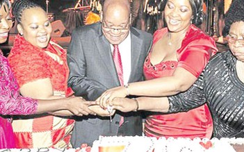 Tổng thống Nam Phi cưới bà sáu
