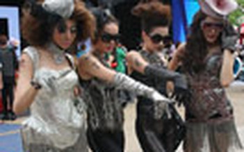 Lady Gaga bị "ném đá" trước đêm diễn ở Thái Lan