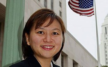 Phụ nữ gốc Việt làm thẩm phán liên bang