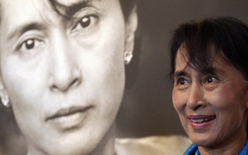 Bà Suu Kyi thề sẽ tiếp tục đấu tranh cho dân chủ