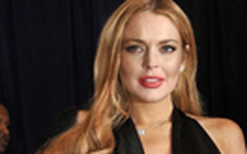 Lindsay Lohan bất tỉnh... vì đóng phim đến kiệt sức