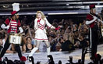 Madonna bắt đầu tour diễn vòng quanh thế giới