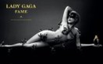 Lady Gaga tung ảnh "nóng"