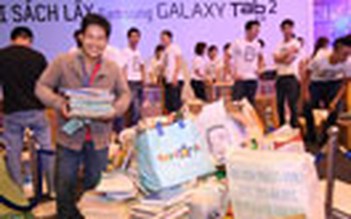 Giới trẻ hào hứng đổi sách lấy Samsung Galaxy Tab 2 7.0
