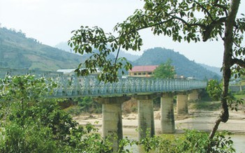 Trở lại Bến Giằng