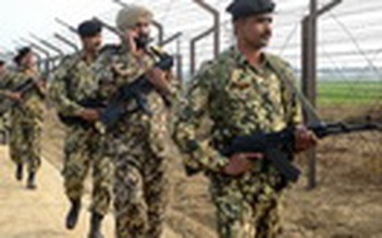 Ấn Độ lệnh cho quân đội đáp trả Pakistan quyết liệt