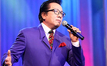 Elvis Phương hoãn về Mỹ vì khán giả Việt