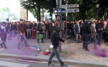 Dân Pháp diễu hành rầm rộ phản đối luật hôn nhân đồng tính