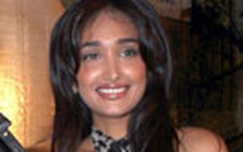 Nữ diễn viên Bollywood tự tử vì bạn trai