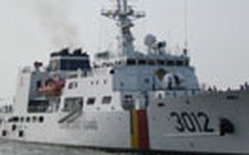 Cận cảnh tàu Cảnh sát biển Hàn Quốc đang thăm Việt Nam