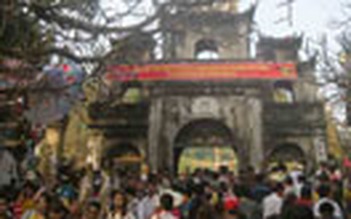 Khai hội chùa Hương: Huy động hơn 5000 chiếc đò phục vụ du khách